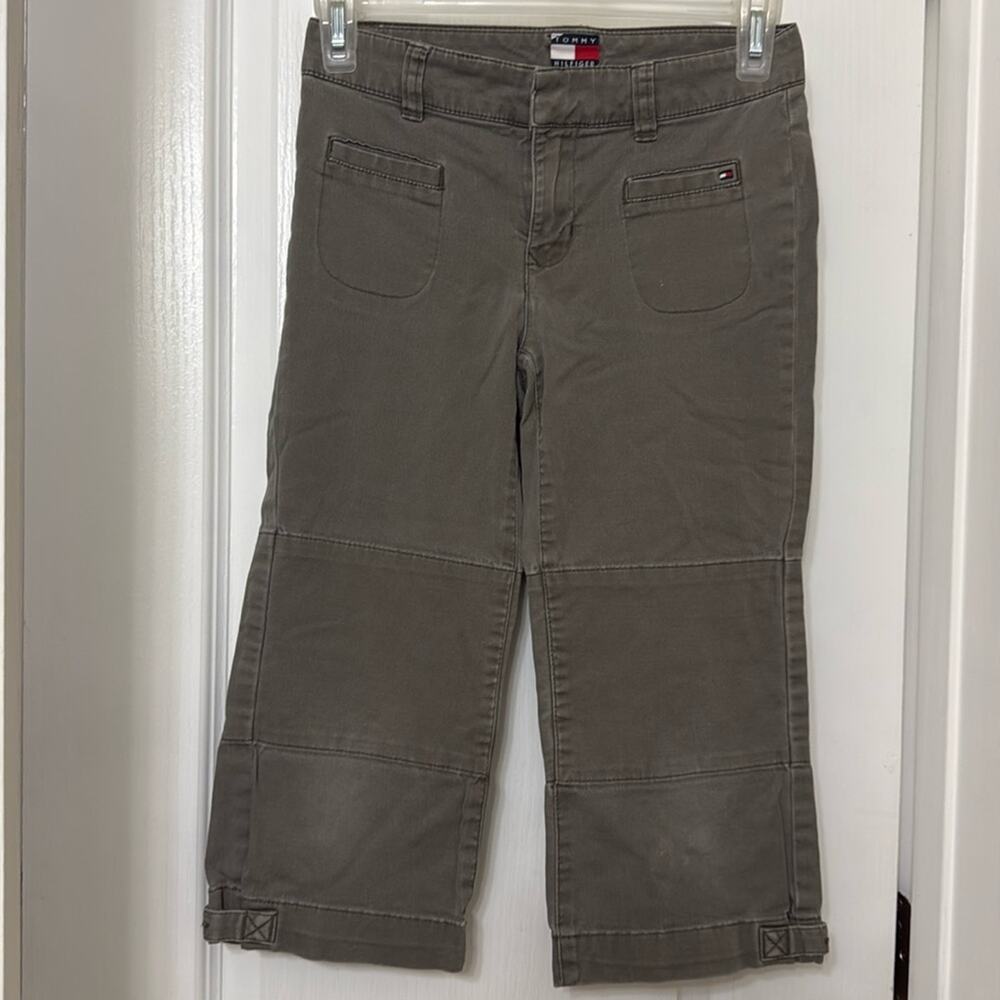 Tommy Hilfiger green cargo cropped pants size 8